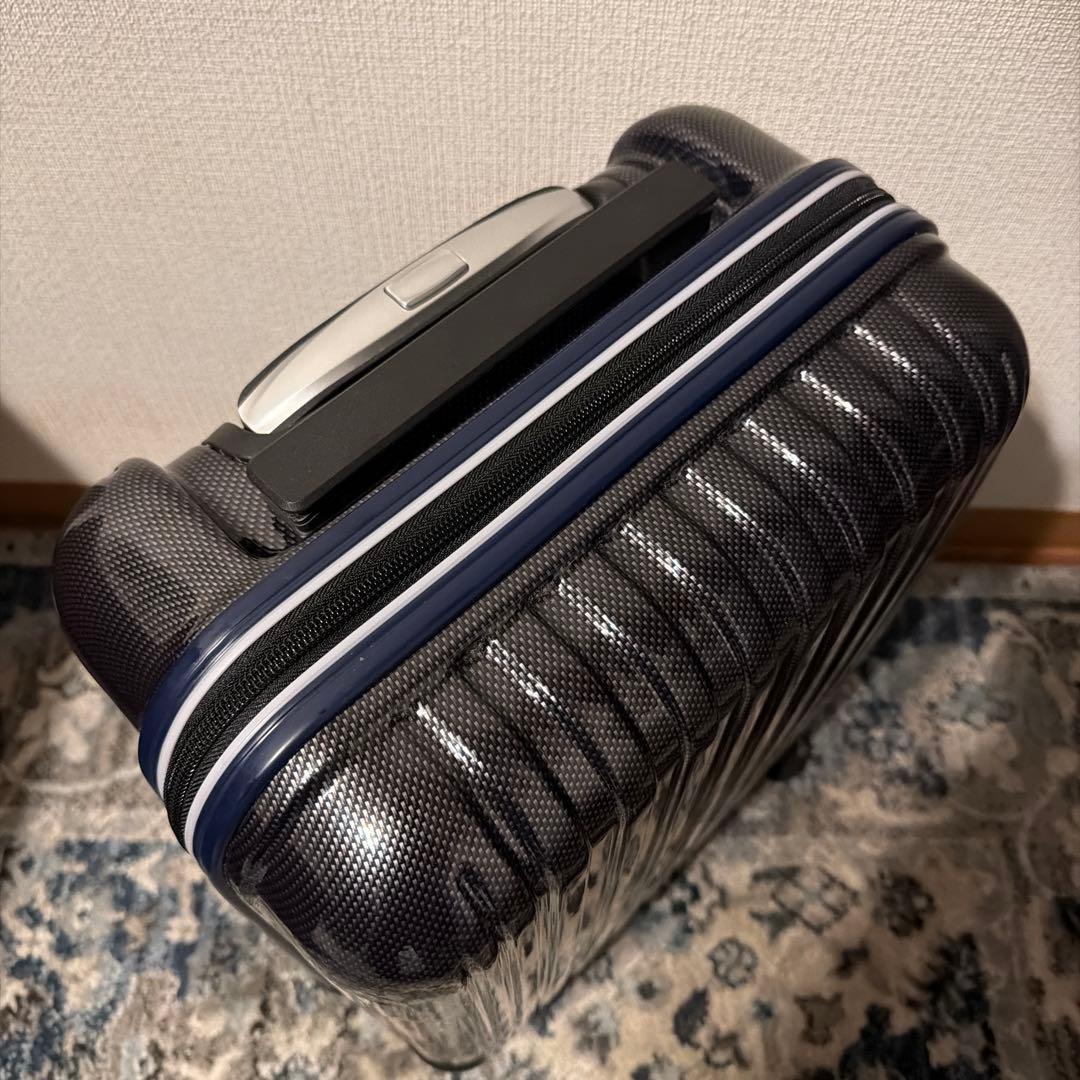 美品　SKY NAVIGATOR スーツケース　25L TSAロック　軽量