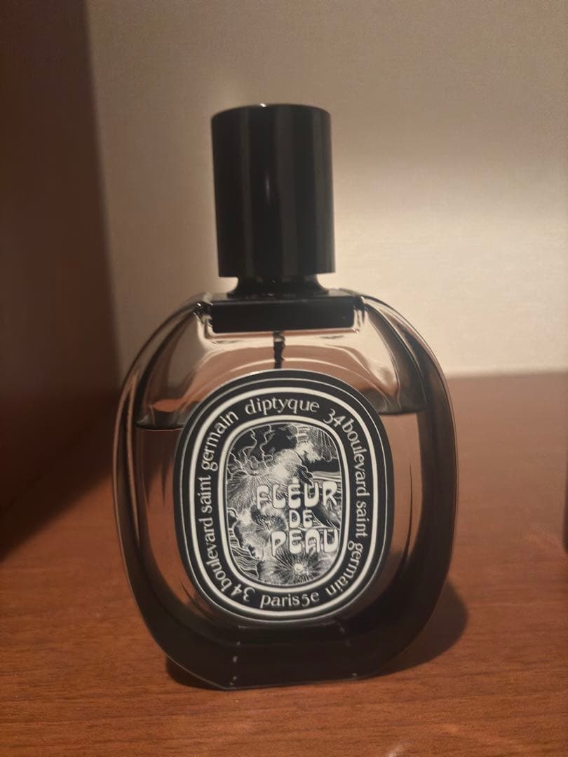 ディップティック FLEUR DE PEAU (フルールドゥポー)