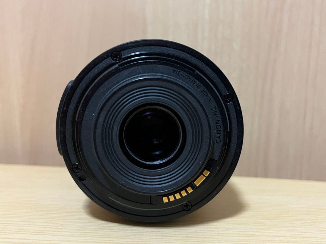 Canon EF-S 55-250mm レンズとET63カバー