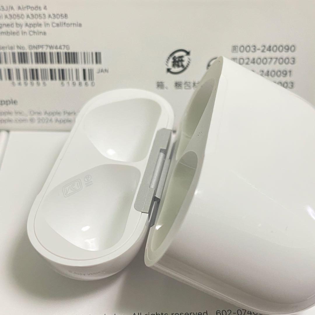 ［正規品］AirPods 4 第四世代　ケース　アイポーズ　ANC 無し充電器