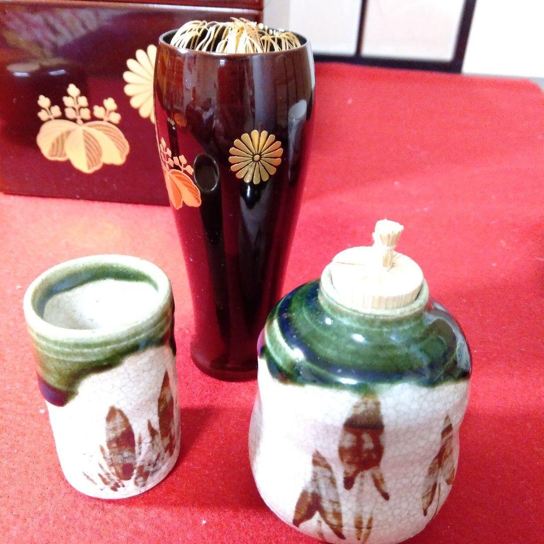 高台寺蒔絵入　溜塗利休茶箱　美品
