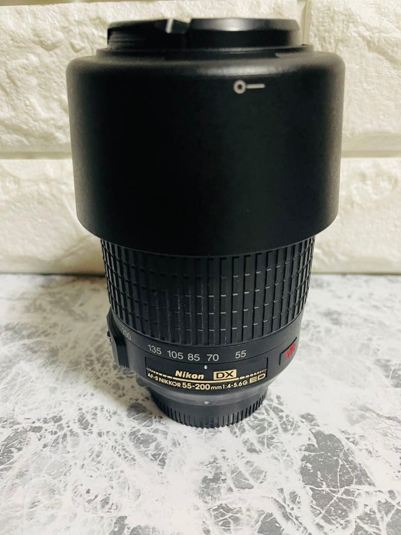 美品 Nikon 55-200mm VR 望遠 フード付