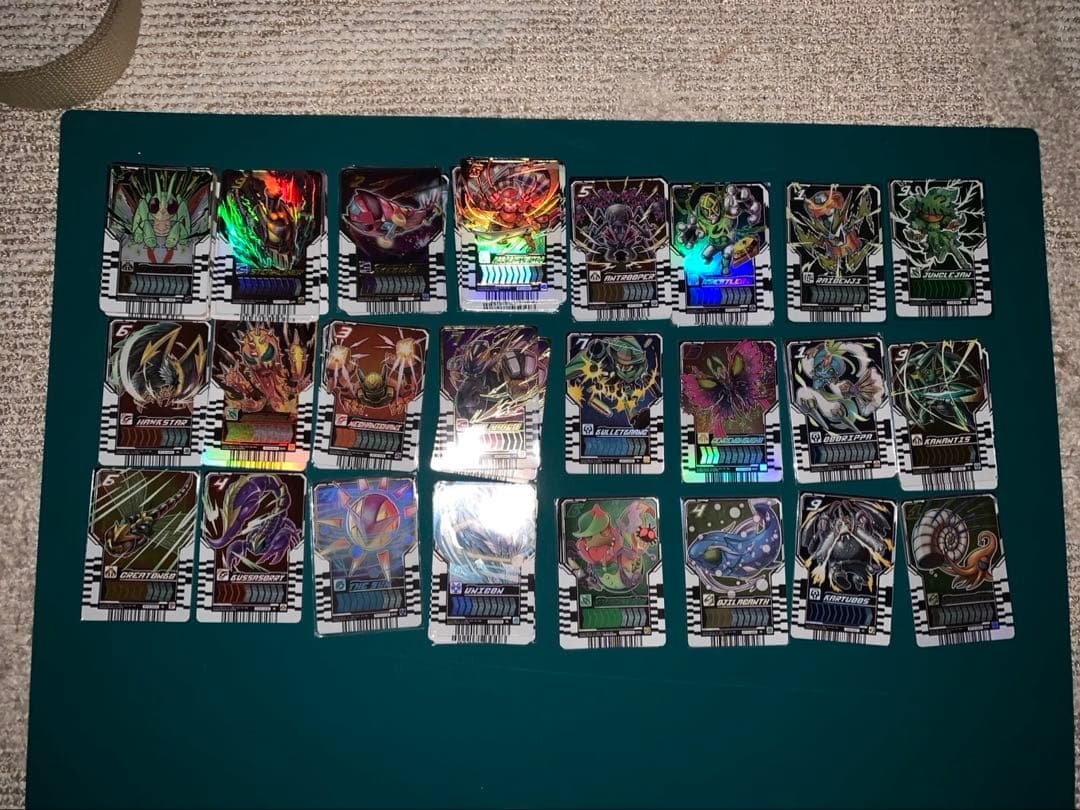 画面ライダーガッチャード　ライドケミートレカセット　カード100枚以上　引退品