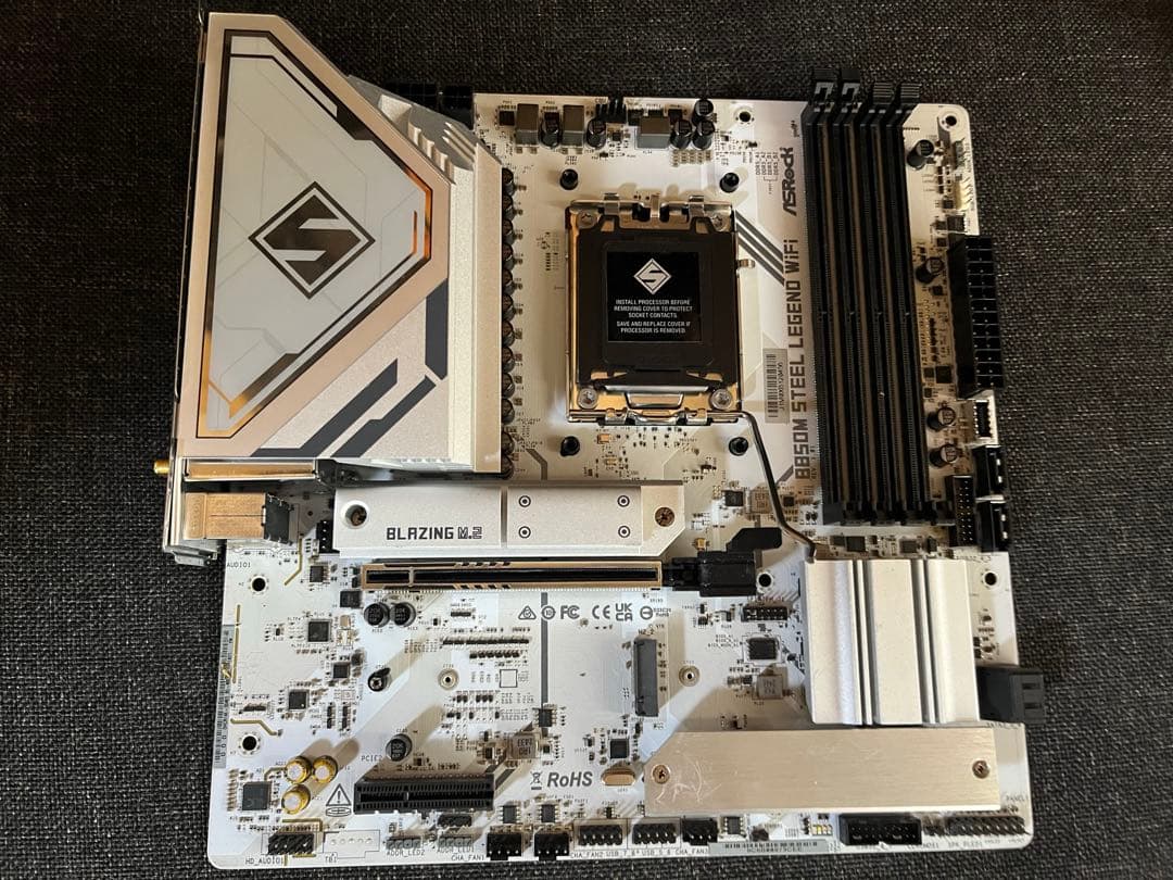 マザーボード B850M Steel Legend WiFi + Ryzen 9 9900X