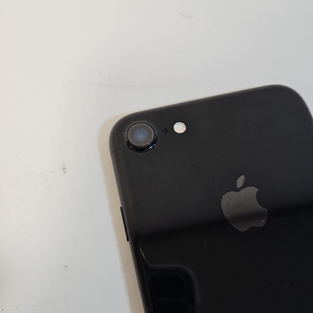 iPhone7 ブラック 本体