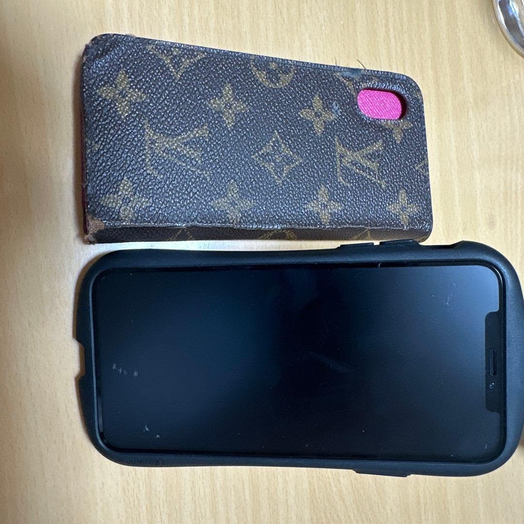 iPhone X シルバー ケース付き