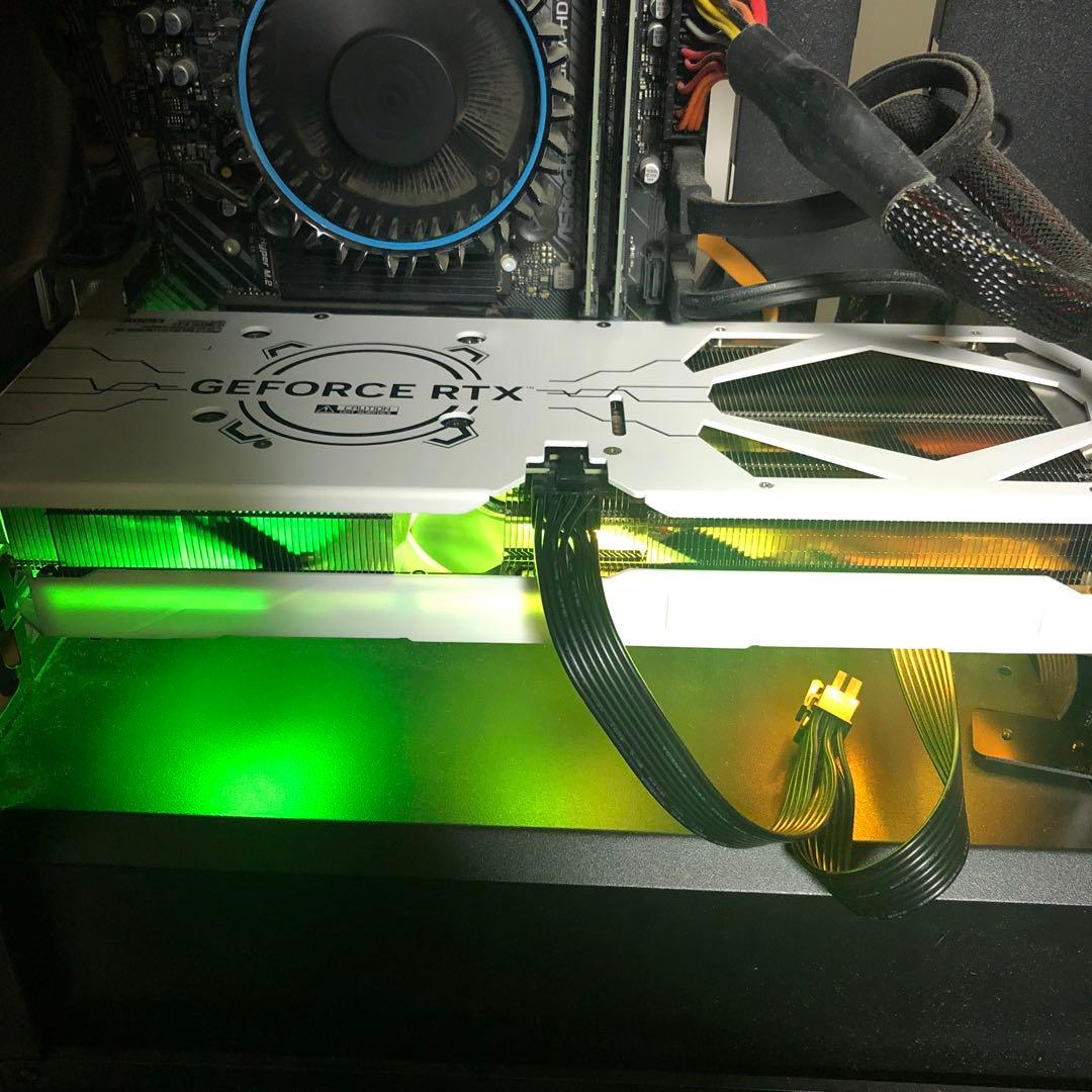 ジャンクGeForce RTX4070 EX Gamer White 12GB