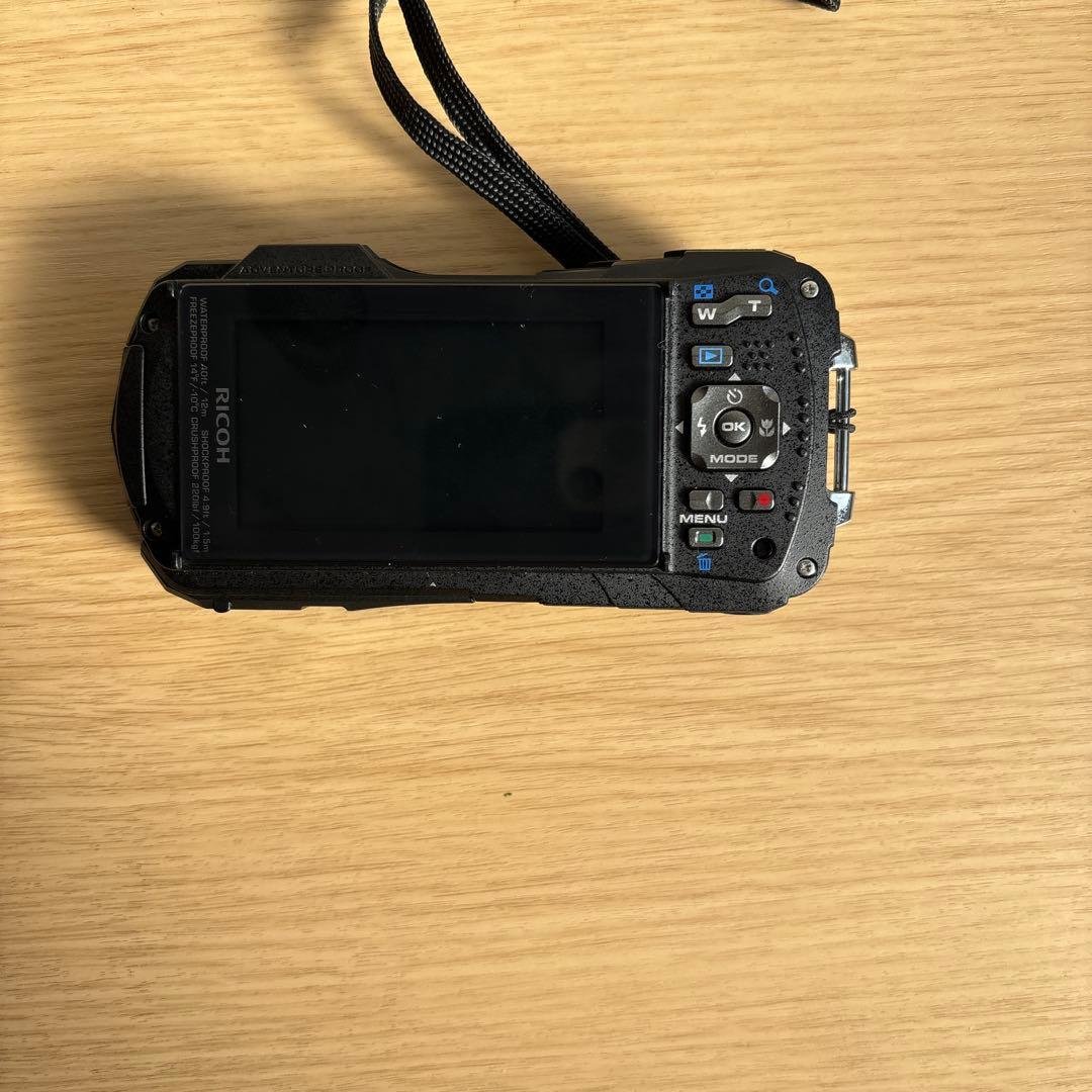 RICOH WG-30 防水・耐衝撃　デジタルカメラ SDカード16GB付　美品