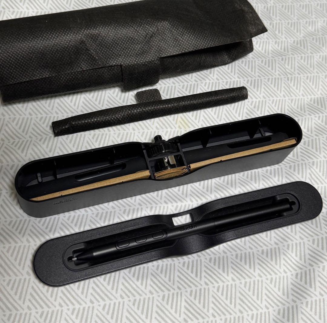 Wacom Cintiq Pro 27 OUTLET＋純正スタンド＋サービス品