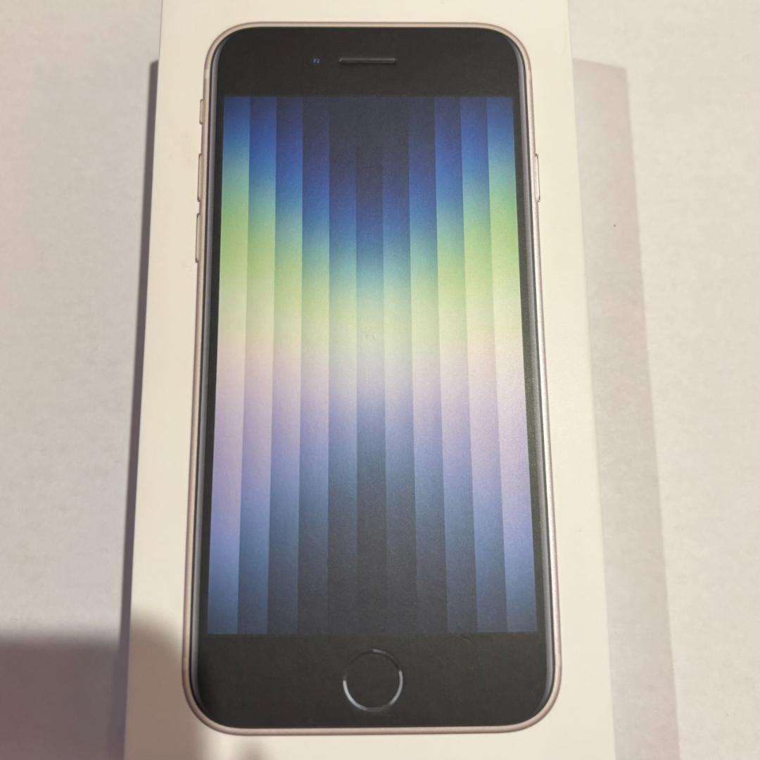 iPhone SE3 64Gb SIMフリー スターライト　白色　602262