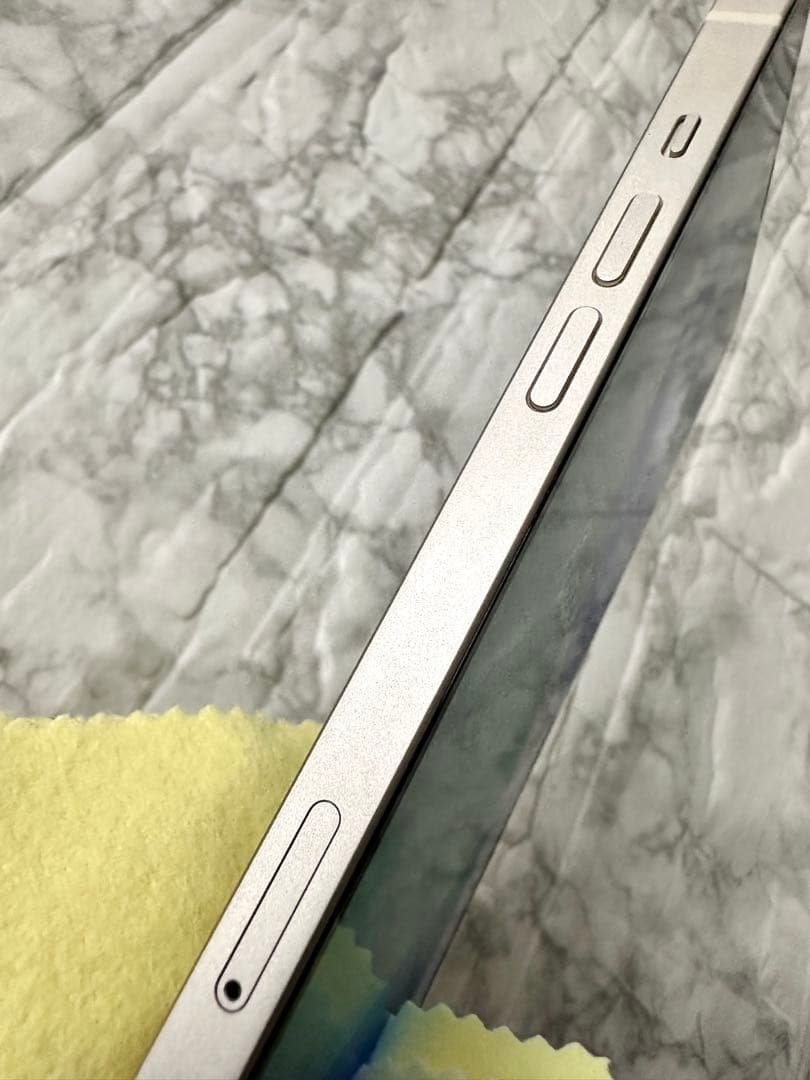 【純正バッテリー新品 100%】iPhone13 256GB SIMフリー 美品