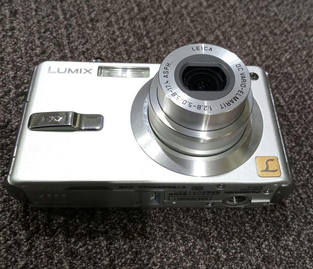 Panasonic　デジタルカメラ　ルミックス　LUMIX　DMC-FX7