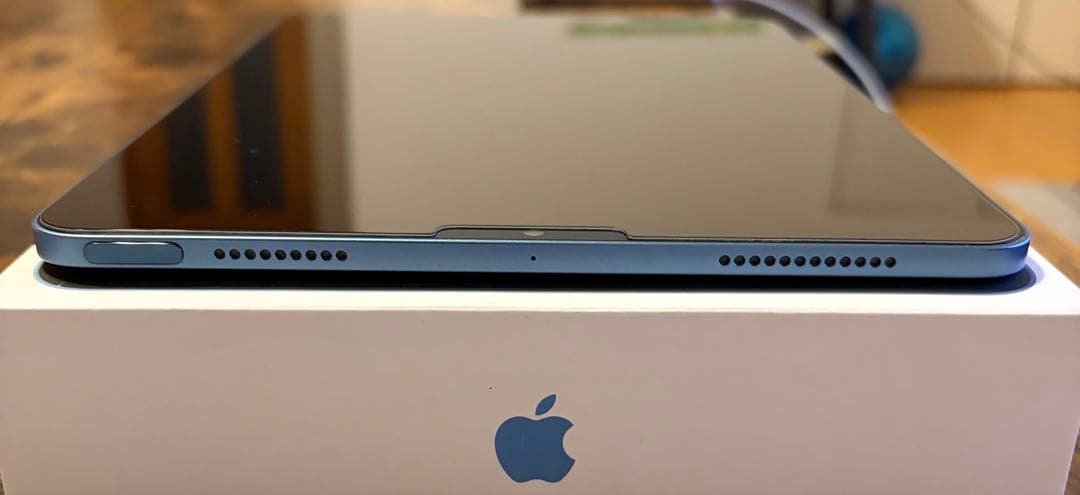 【中古•美品】iPadAir 第5世代 64GB 10.9 2022年春 M1