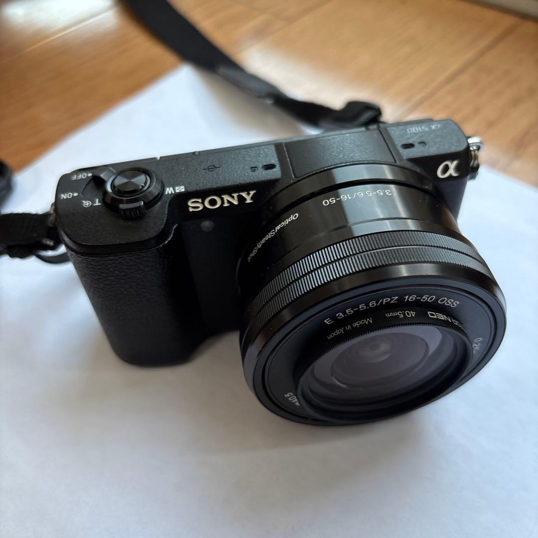 SONY α5100 E 16-50mm レンズ付き