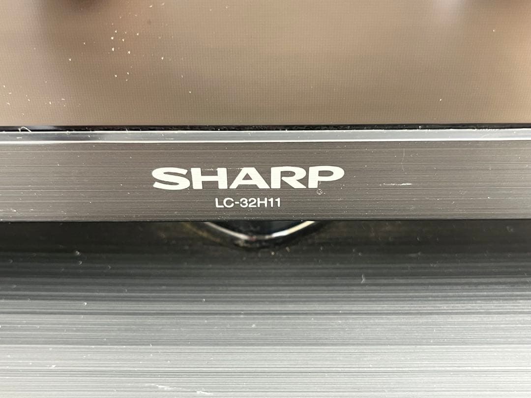 【SHARP】AQUOS 32型　液晶テレビ リモコン付 すぐ使用可能