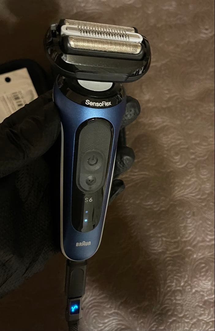 BRAUN人気機種 現行型Series6 Solo新品・未使用